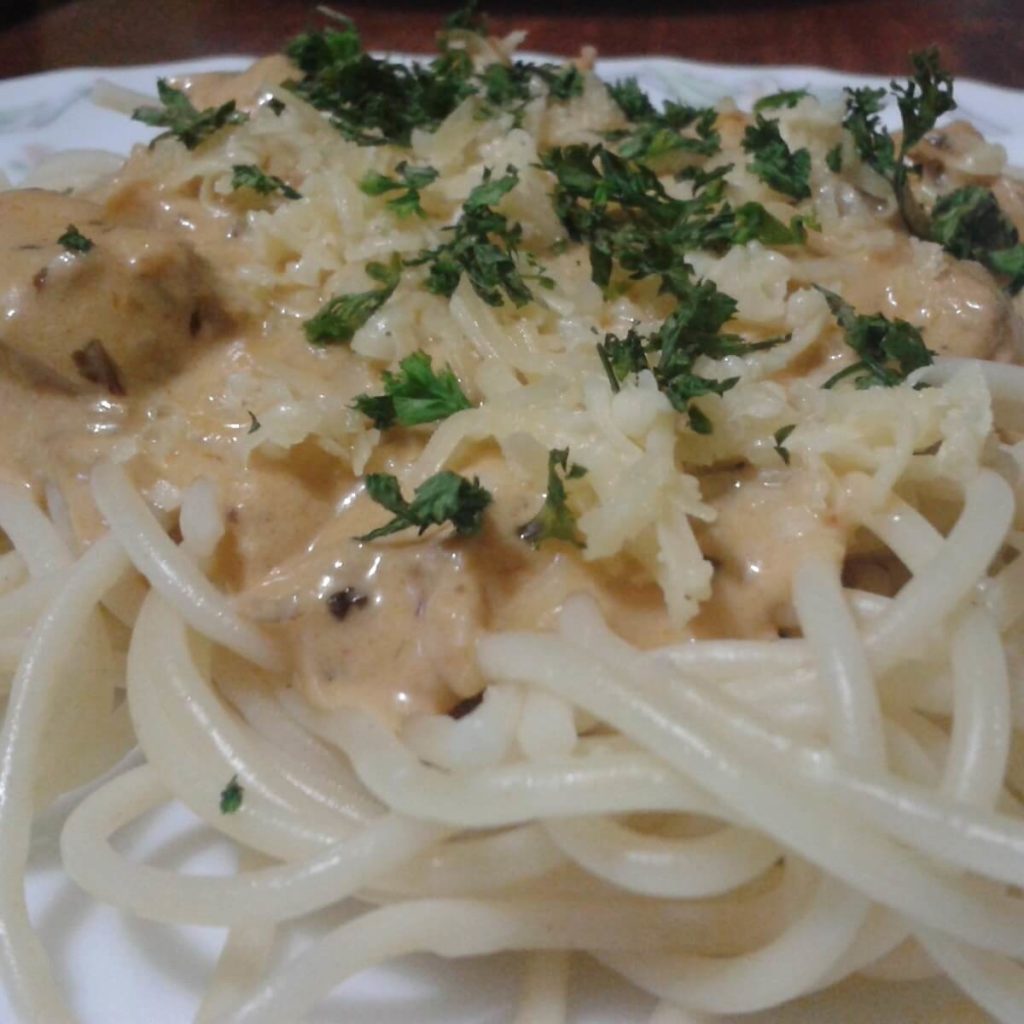 tomato pesto pasta